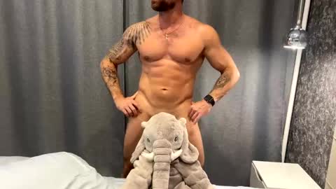 Mary and Piter online show from December 3, 6:59 am