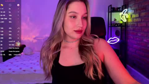 Snapshot of shy_bee chatting on October 20, 12:00 am Alice online show from October 20, 12:00 am