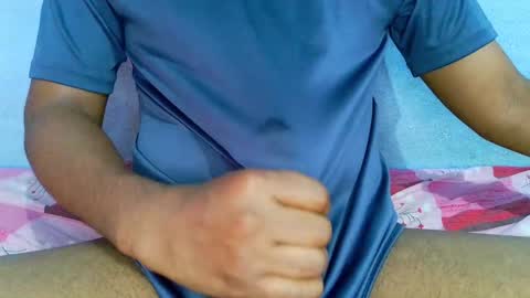 shyeyes online show from February 5, 2:29 am