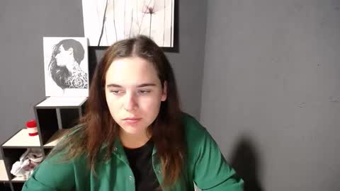 Snapshot of shy_lil chatting on September 9, 7:41 am shy_lil online show from September 9, 7:41 am