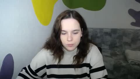 Snapshot of shy_lil chatting on December 3, 1:09 pm shy_lil online show from December 3, 1:09 pm