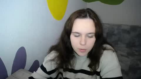 Snapshot of shy_lil chatting on December 4, 2:15 pm shy_lil online show from December 4, 2:15 pm