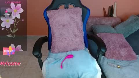 giordana online show from February 13, 7:03 am