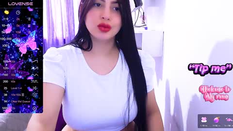 Snapshot of siddhy592 chatting on December 16, 3:11 pm sidhy online show from December 16, 3:11 pm