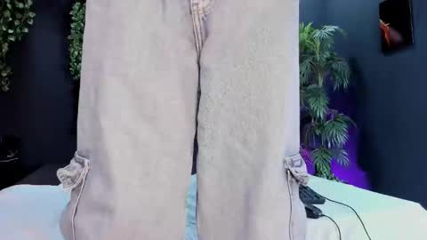 Snapshot of siena_morales__ chatting on February 20, 8:14 pm SIENA MORALES online show from February 20, 8:14 pm