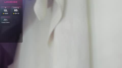 Snapshot of sienna_miller_27 chatting on September 13, 11:32 am Keira online show from September 13, 11:32 am