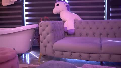 Snapshot of siennajayden chatting on September 20, 7:31 am Sienna online show from September 20, 7:31 am