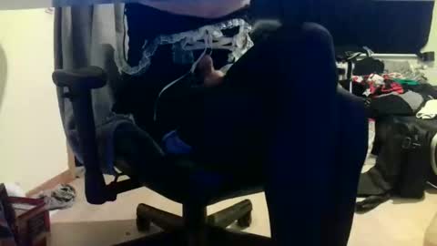 Snapshot of siggi180197 chatting on November 24, 4:29 pm siggi online show from November 24, 4:29 pm