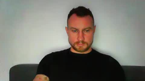 Snapshot of siggurd7one chatting on January 18, 12:47 pm Orlando online show from January 18, 12:47 pm