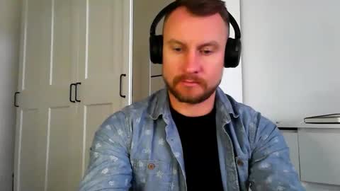 Snapshot of siggurd7one chatting on October 9, 7:50 am Orlando online show from October 9, 7:50 am