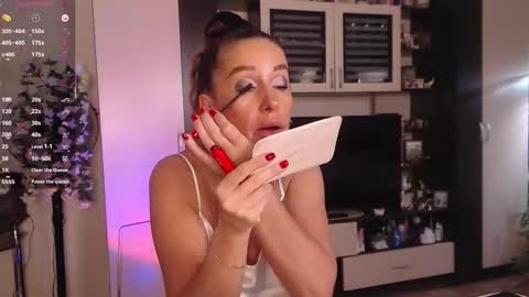 silenaa_sloussen online show from November 13, 5:28 am