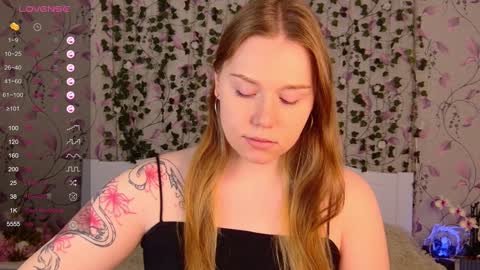 Chloe online show from December 13, 7:04 am