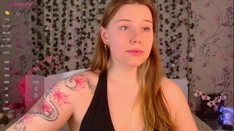 Chloe online show from January 6, 1:52 pm