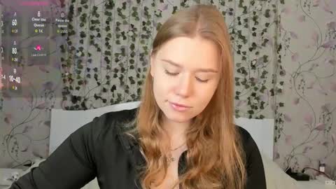 Chloe online show from October 27, 5:22 am