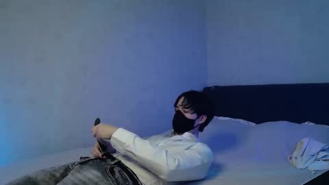 Snapshot of silinti chatting on December 15, 9:46 am Silinti online show from December 15, 9:46 am