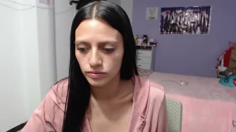 Snapshot of silvanaroberts_ chatting on February 28, 12:10 am Rouse online show from February 28, 12:10 am