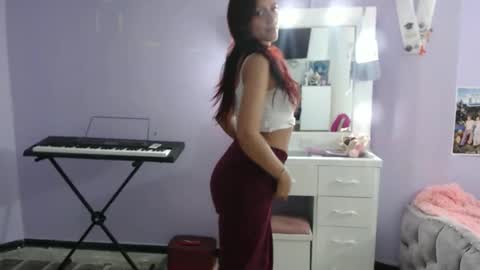 Snapshot of silvanaroberts_ chatting on September 21, 6:59 am Rouse online show from September 21, 6:59 am