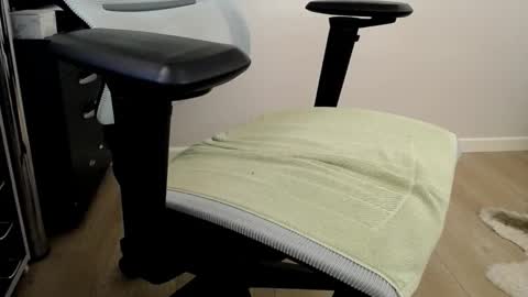 Snapshot of silverco68 chatting on October 22, 9:25 pm notyourdaddy online show from October 22, 9:25 pm