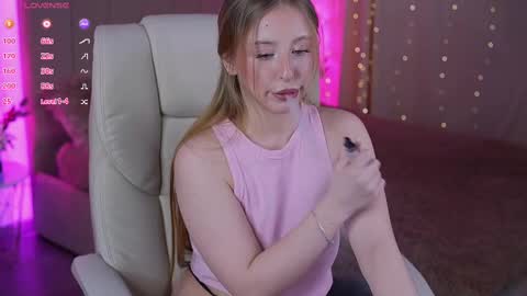  Kristina Kris  online show from February 21, 2:16 pm