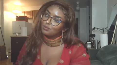 Snapshot of siminfox chatting on October 2, 3:13 am Simin Fox online show from October 2, 3:13 am