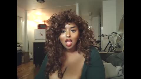 Snapshot of siminfox chatting on October 14, 2:12 am Simin Fox online show from October 14, 2:12 am