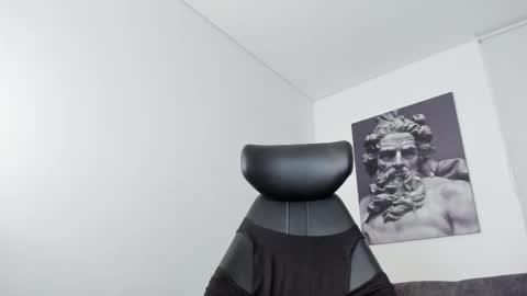 simon_leon01 online show from October 10, 12:09 am