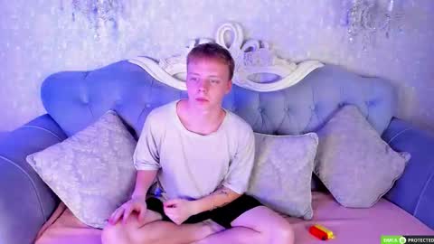 Simon online show from November 30, 9:02 am