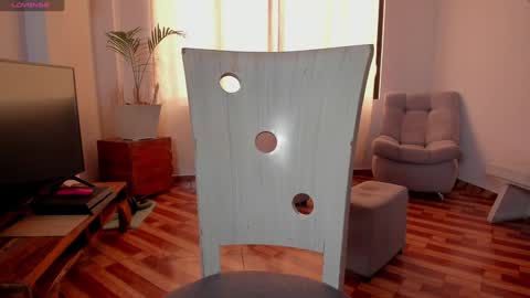 Snapshot of simply_zoe___ chatting on February 4, 7:33 pm zoe online show from February 4, 7:33 pm