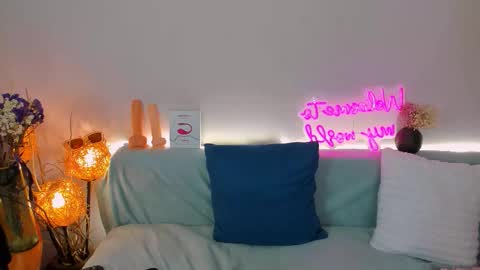 Sindy online show from November 15, 4:43 am