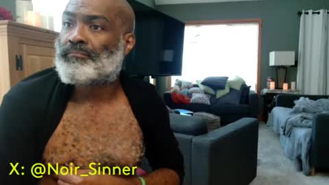 Snapshot of sinnernoir chatting on September 11, 5:46 pm My Name Is..............................John online show from September 11, 5:46 pm