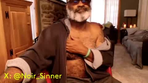 Snapshot of sinnernoir chatting on September 13, 11:21 am My Name Is..............................John online show from September 13, 11:21 am