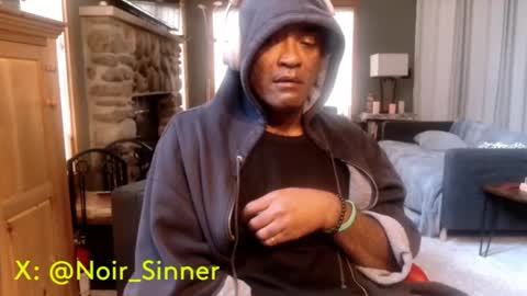 Snapshot of sinnernoir chatting on October 12, 2:16 pm My Name Is..............................John online show from October 12, 2:16 pm