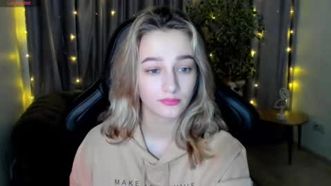 Sinty Noria online show from February 27, 7:55 am