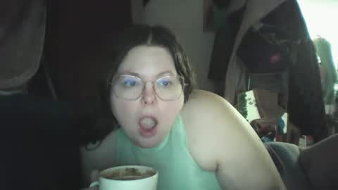 Siofra online show from February 27, 3:04 am