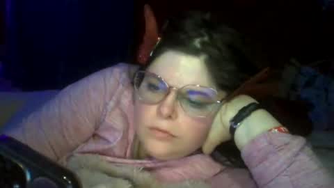 Siofra online show from November 18, 10:09 am