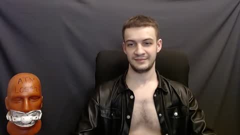 Snapshot of sir_damien chatting on December 21, 2:41 am Sir Damien online show from December 21, 2:41 am