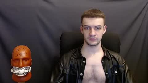 Snapshot of sir_damien chatting on January 8, 4:54 pm Sir Damien online show from January 8, 4:54 pm