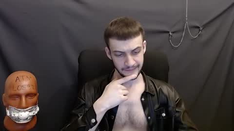 Snapshot of sir_damien chatting on January 18, 11:55 pm Sir Damien online show from January 18, 11:55 pm