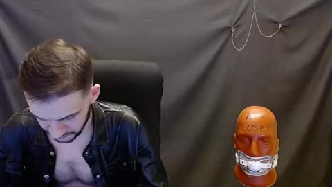 Snapshot of sir_damien chatting on January 25, 2:58 am Sir Damien online show from January 25, 2:58 am