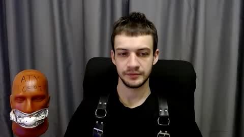 Snapshot of sir_damien chatting on September 28, 8:36 pm Sir Damien online show from September 28, 8:36 pm