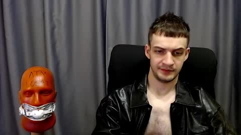 Snapshot of sir_damien chatting on October 16, 3:07 am Sir Damien online show from October 16, 3:07 am