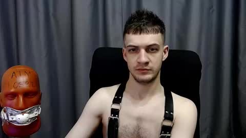 Snapshot of sir_damien chatting on November 9, 3:27 am Sir Damien online show from November 9, 3:27 am