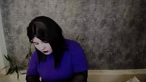 Mina online show from December 20, 8:49 pm