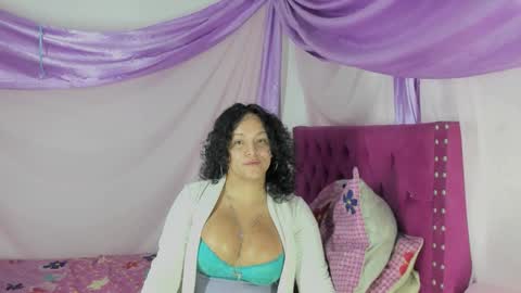 Snapshot of sirena_dirtysexxx chatting on October 12, 8:57 am Sirena Fuentes online show from October 12, 8:57 am