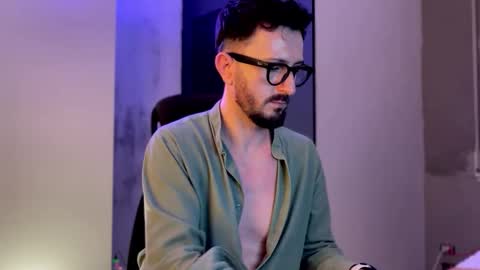 Sir Max online show from November 11, 10:54 pm