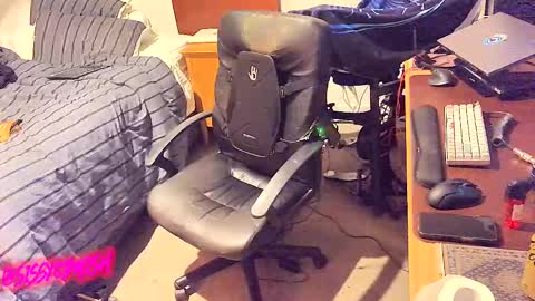 Snapshot of sissycdmish chatting on February 20, 4:57 pm SissyCDMish online show from February 20, 4:57 pm