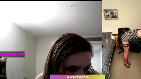 Snapshot of sissycdmish chatting on November 10, 4:17 pm SissyCDMish online show from November 10, 4:17 pm