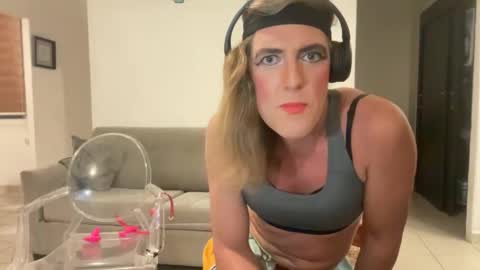 sissysubjess online show from October 28, 2:59 am