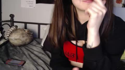 sk8t3rgurl online show from November 12, 4:24 am