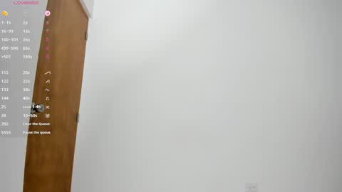 Isabela online show from February 3, 11:20 am